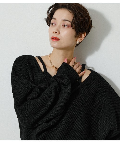 AZUL by moussy(アズールバイマウジー)の「2WAY FRONT TWIST SET KNIT TOPS/ツーウェイツイストセットニットトップス(ニット/セーター・レディース・ライトイエロー/ブラック/オフホワイト/スモークピンク・MEDIUM/SMALL)」の12枚目の写真