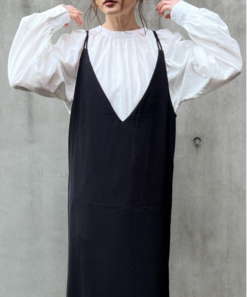y/m by Yukie(イムバイユキエ)の「スタンドカラーギャザーチュニック(シャツ/ブラウス・レディース・ブラック/オフホワイト/カーキ・FREE)」の12枚目の写真