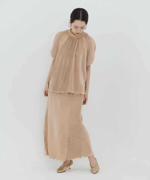 TINA:JOJUN(ティーナジョジュン)の「プリーツ ボリュームブラウス TINA:JOJUN(シャツ/ブラウス・レディース・ピンクベージュ/ブルーグレー・M)」の10枚目の写真