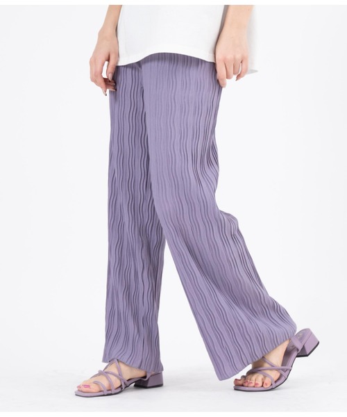 CHILLE(チル)の「ウェーブプリーツゆったりパンツ(その他パンツ・レディース・イエロー/パープル/ブルー・FREE)」の2枚目の写真