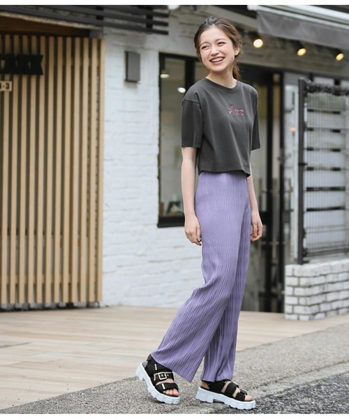 CHILLE(チル)の「ウェーブプリーツゆったりパンツ(その他パンツ・レディース・イエロー/パープル/ブルー・FREE)」の7枚目の写真