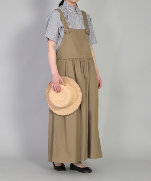 OMNIGOD（オムニゴッド）の「[OMNIGOD womens / オムニゴッド] スラブブロークンツイル サロペットスカート（サロペット/オーバーオール・レディース・ベージュ/ネイビー・FREE）」の5枚目の写真