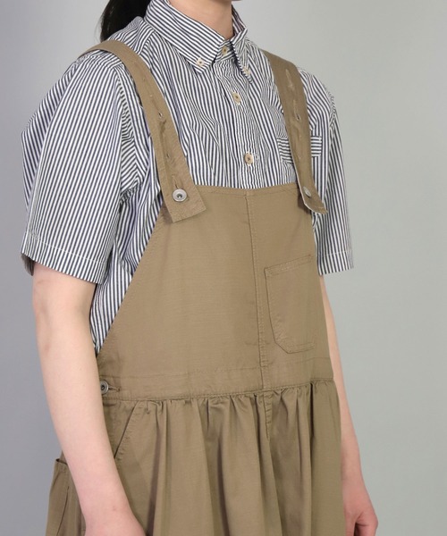 OMNIGOD（オムニゴッド）の「[OMNIGOD womens / オムニゴッド] スラブブロークンツイル サロペットスカート（サロペット/オーバーオール・レディース・ベージュ/ネイビー・FREE）」の8枚目の写真