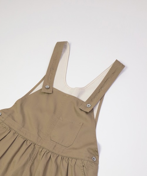 OMNIGOD（オムニゴッド）の「[OMNIGOD womens / オムニゴッド] スラブブロークンツイル サロペットスカート（サロペット/オーバーオール・レディース・ベージュ/ネイビー・FREE）」の14枚目の写真