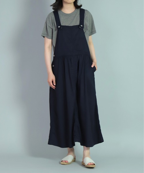 OMNIGOD（オムニゴッド）の「[OMNIGOD womens / オムニゴッド] スラブブロークンツイル サロペットスカート（サロペット/オーバーオール・レディース・ベージュ/ネイビー・FREE）」の20枚目の写真