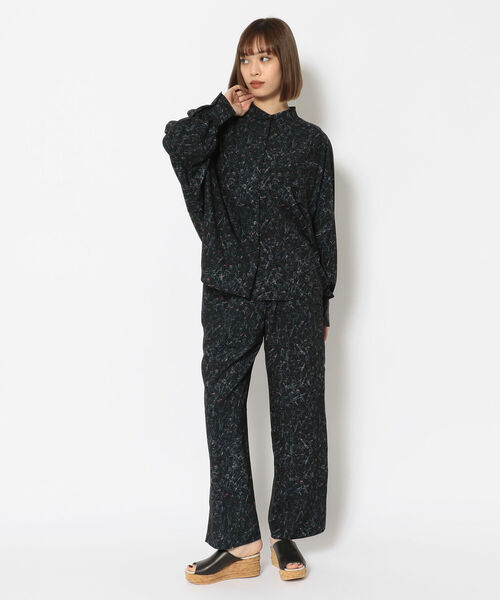 EACH.（イーチ）の「EACH（イーチ）PRINT DOLMAN SLEEVE SHIRT/プリントドルマンスリーブシャツ（シャツ/ブラウス・レディース・ブラック・FREE）」の4枚目の写真