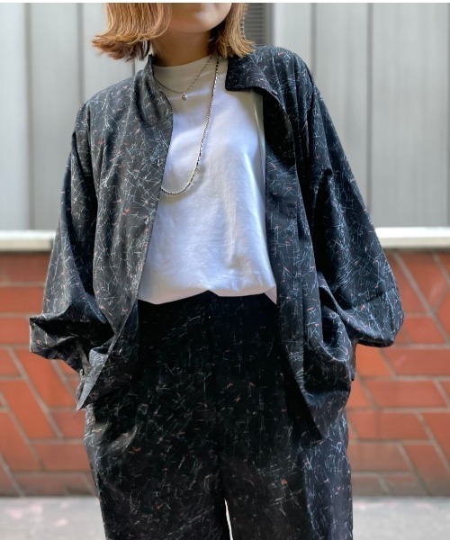 EACH.（イーチ）の「EACH（イーチ）PRINT DOLMAN SLEEVE SHIRT/プリントドルマンスリーブシャツ（シャツ/ブラウス・レディース・ブラック・FREE）」の13枚目の写真