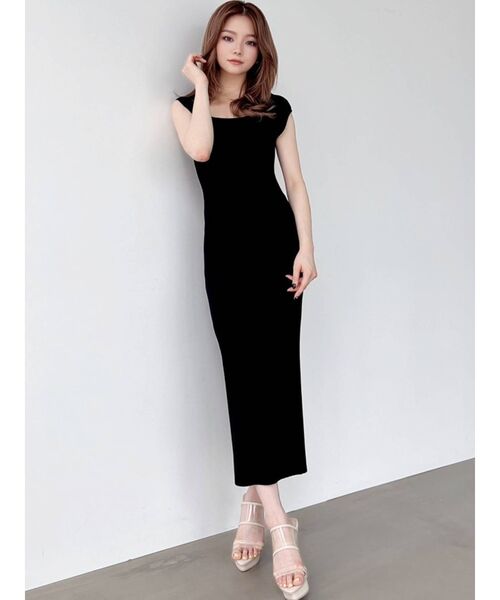 RESEXXY(リゼクシー)の「バックオープンニットワンピース(ワンピース・レディース・ブラック/ベージュ/ピンク/グリーン・FREE)」の16枚目の写真