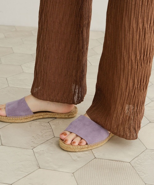 URBAN RESEARCH DOORS（アーバンリサーチドアーズ）の「CALZANOR　SUEDE SANDAL（サンダル・レディース・ブラック/ラベンダー・38/36/37）」の4枚目の写真