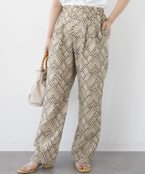 Green Parks(グリーンパークス)の「アフリカン柄パンツ(その他パンツ・レディース・ベージュ/ブルー/グリーン/ネイビー・FREE)」の1枚目の写真