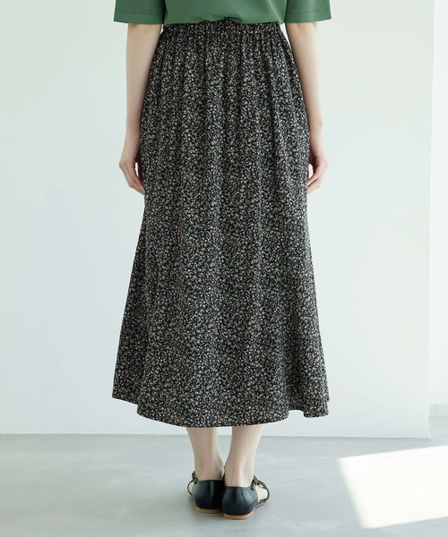 ROPE' PICNIC（ロペピクニック）の「小花柄マーメイドスカート（スカート・レディース・ホワイト/ブラック/イエロー・38/36）」の5枚目の写真