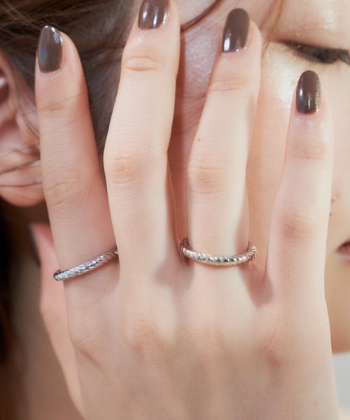 VANNIE U(ヴァニーユー)の「rope ring(リング・レディース・シルバー/ゴールド・#13/#9/#11)」の6枚目の写真