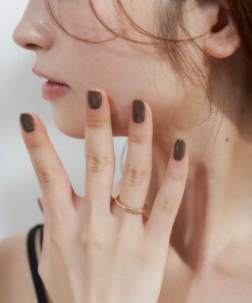 VANNIE U(ヴァニーユー)の「rope ring(リング・レディース・シルバー/ゴールド・#13/#9/#11)」の14枚目の写真