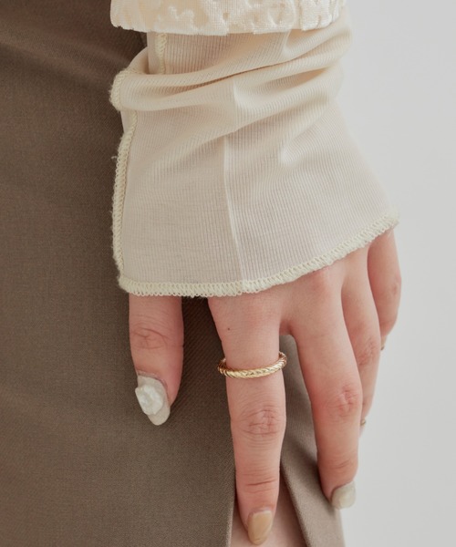 VANNIE U(ヴァニーユー)の「rope ring(リング・レディース・シルバー/ゴールド・#13/#9/#11)」の11枚目の写真