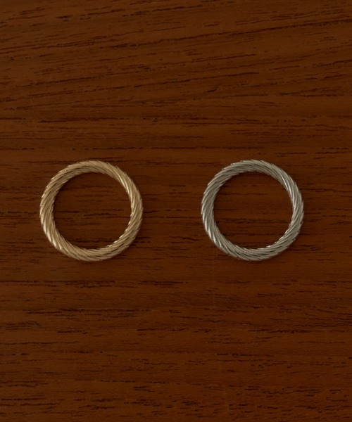 VANNIE U(ヴァニーユー)の「rope ring(リング・レディース・シルバー/ゴールド・#13/#9/#11)」の17枚目の写真
