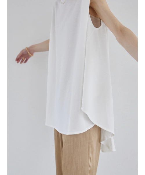 rem closet（レムクローゼット）の「切替えフレアノースリーブプルオーバー（Tシャツ/カットソー・レディース・ブラック/オフホワイト・FREE）」の6枚目の写真