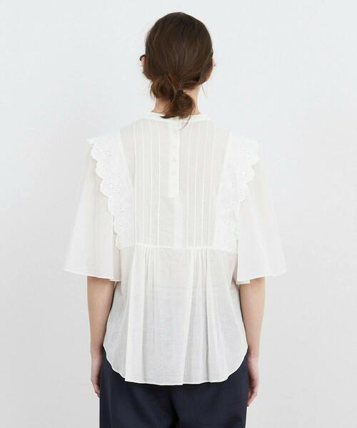 FRAPBOIS（フラボア）の「スカラップボイル ブラウス（シャツ/ブラウス・レディース・ホワイト/ブラック・1）」の4枚目の写真