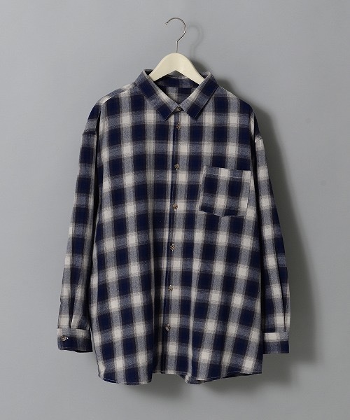 Revo.（レボ）の「PR【REVO.】LOOSEシルエットCHECK LS SHIRT/ルーズシルエット オンブレーチェックシャツ長袖（シャツ/ブラウス・メンズ・ブラック/ネイビー/グレー・MEDIUM/LARGE）」の4枚目の写真