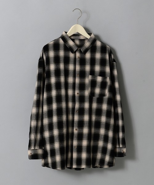 Revo.（レボ）の「PR【REVO.】LOOSEシルエットCHECK LS SHIRT/ルーズシルエット オンブレーチェックシャツ長袖（シャツ/ブラウス・メンズ・ブラック/ネイビー/グレー・MEDIUM/LARGE）」の6枚目の写真