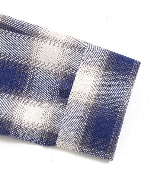 Revo.（レボ）の「PR【REVO.】LOOSEシルエットCHECK LS SHIRT/ルーズシルエット オンブレーチェックシャツ長袖（シャツ/ブラウス・メンズ・ブラック/ネイビー/グレー・MEDIUM/LARGE）」の19枚目の写真