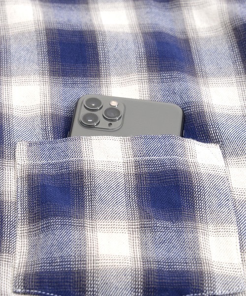 Revo.（レボ）の「PR【REVO.】LOOSEシルエットCHECK LS SHIRT/ルーズシルエット オンブレーチェックシャツ長袖（シャツ/ブラウス・メンズ・ブラック/ネイビー/グレー・MEDIUM/LARGE）」の20枚目の写真