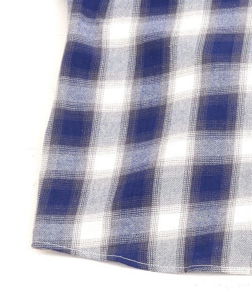Revo.（レボ）の「PR【REVO.】LOOSEシルエットCHECK LS SHIRT/ルーズシルエット オンブレーチェックシャツ長袖（シャツ/ブラウス・メンズ・ブラック/ネイビー/グレー・MEDIUM/LARGE）」の21枚目の写真