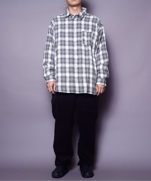 Revo.（レボ）の「PR【REVO.】LOOSEシルエットCHECK LS SHIRT/ルーズシルエット オンブレーチェックシャツ長袖（シャツ/ブラウス・メンズ・ブラック/ネイビー/グレー・MEDIUM/LARGE）」の7枚目の写真