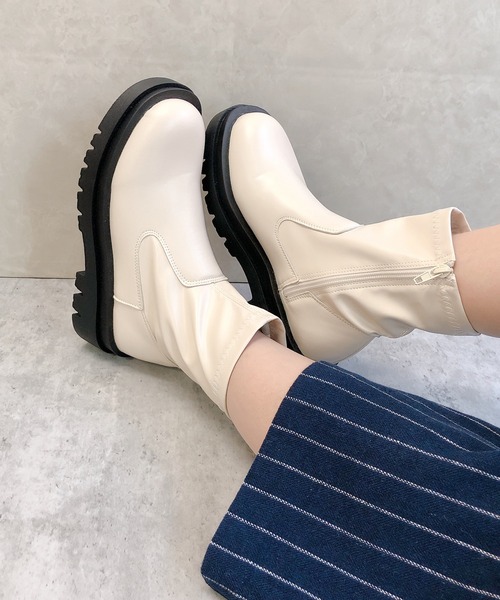 Noubel Voug Relax（ヌーベルヴォーグリラックス）の「トラックソールストレッチブーツ（ブーツ・レディース・アイボリー/ブラック/ダークブラウン・3L/M/LL/S/L）」の12枚目の写真