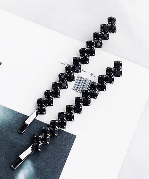 TONE SELECT GOODS（トーンセレクトグッズ）の「【float】2本セット キラキラ ビジュー ヘアピン（ヘアピン・レディース・ブラック/シルバー/マルチ/ピンクゴールド/ゴールド・FREE）」の2枚目の写真