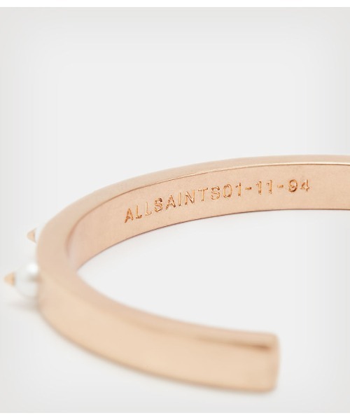 ALLSAINTS（オールセインツ）の「DANA PEARL CUFF BRACELET | DANA 