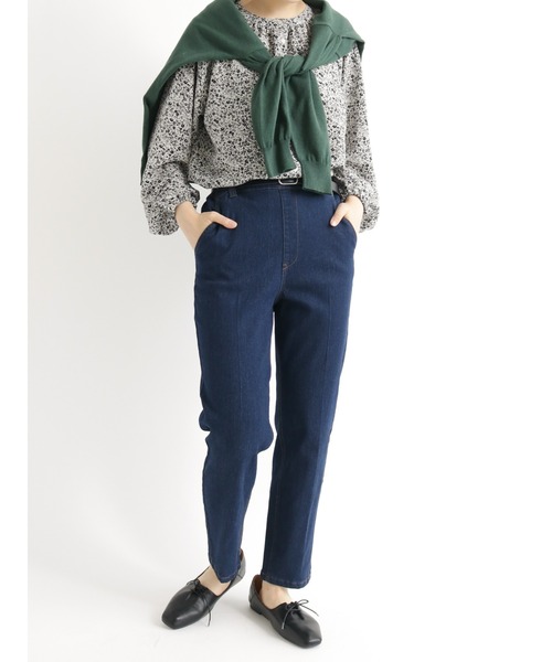 Samansa Mos2 blue（サマンサモスモスブルー）の「【ECO DENIM】ストレッチスリムテーパードパンツ（デニムパンツ・レディース・ブラック/ネイビー/ブルー・ﾌﾘ-）」の13枚目の写真