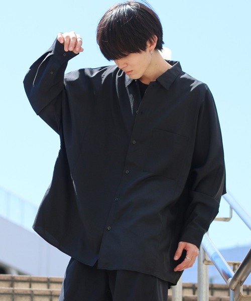 SITRY（シトリー）の「Oversize Drop shoulder dolman sleeve Shirt/オーバーサイズ ドロップショルダー ドルマンスリーブ シャツ（シャツ/ブラウス・メンズ・チャコールグレー/ブラック/オフホワイト・M/L）」の19枚目の写真
