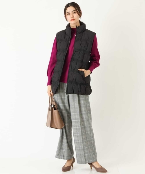 a.v.v（アーヴェヴェ）の「【サスティナブル】ストレッチ中綿ベスト（ダウンベスト・レディース・ベージュ/ブラック・40/42/38/34/36）」の4枚目の写真