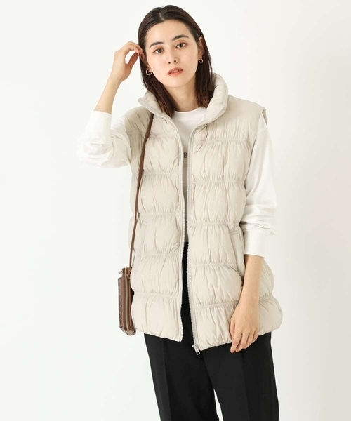 a.v.v（アーヴェヴェ）の「【サスティナブル】ストレッチ中綿ベスト（ダウンベスト・レディース・ベージュ/ブラック・40/42/38/34/36）」の9枚目の写真