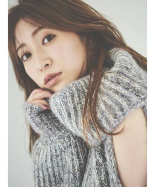 dazzlin（ダズリン）の「【吉田朱里コラボ】ショルダーオープンラメニットトップス（ニット/セーター・レディース・ベージュ/グレー/アイボリー・FREE）」の20枚目の写真