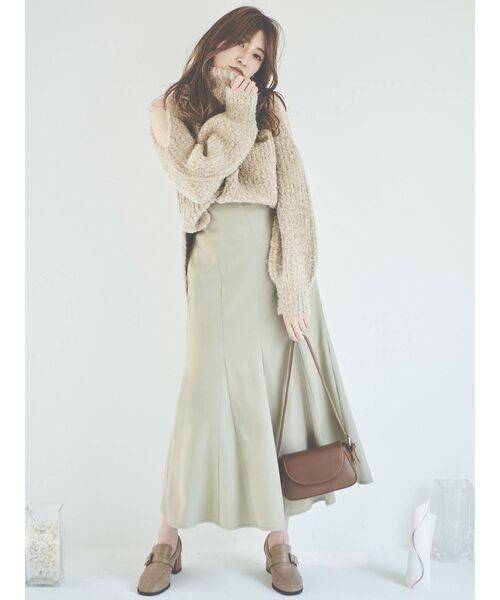 dazzlin（ダズリン）の「【吉田朱里コラボ】ショルダーオープンラメニットトップス（ニット/セーター・レディース・ベージュ/グレー/アイボリー・FREE）」の22枚目の写真