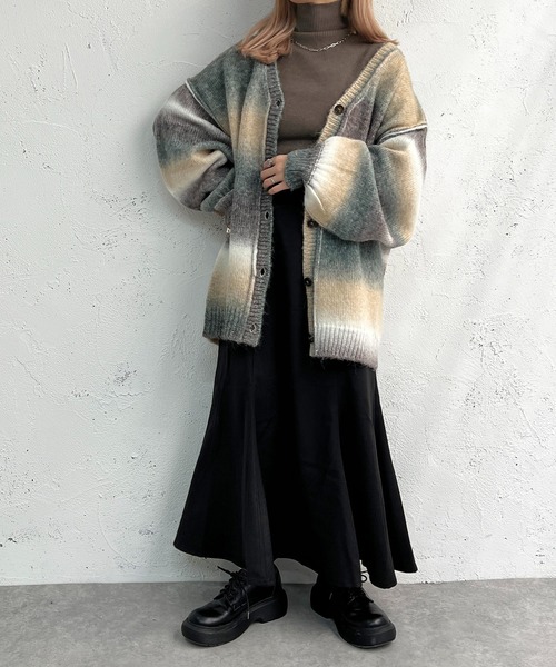 apres jour mignon（アプレジュールミニョン）の「タートルネックリブニット【ZOZOTOWN限定アイテム】（ニット/セーター・レディース・ダークブラウン/ブラック/アイボリー/ダークグリーン/ブルー系その他・X-LARGE/フリー）」の19枚目の写真