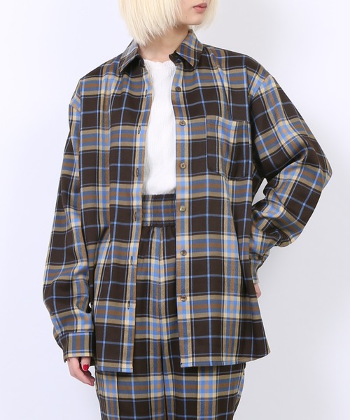 PUNYUS（プニュズ）の「チェックシャツ（シャツ/ブラウス・レディース・ダークブラウン/ブラウン・3/4/1/2）」の2枚目の写真
