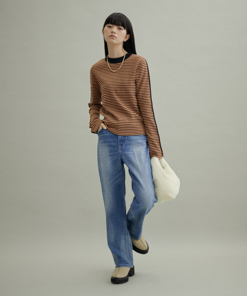 ADAM ET ROPE'(アダムエロペ)の「【サステナブル・WEB限定(一部店舗展開あり)・2WAY】バイカラーコンパクトニット(ニット/セーター・レディース・ブラウン系その他/チャコールグレー/ブラック系その他・FREE)」の7枚目の写真