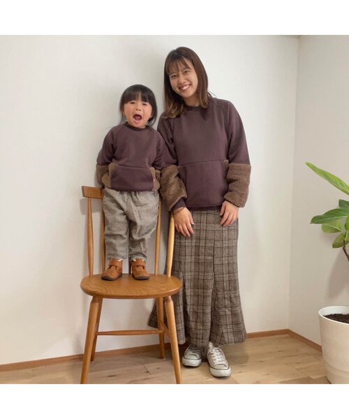 BREEZE by yumi.（ブリーズバイユミ）の「WEB限定 ボア切替あったかトレーナー【BREEZE by yumi】（スウェット・キッズ・アイボリー/ネイビー/ブラウン・110/80/140/130/120/90/100）」の7枚目の写真