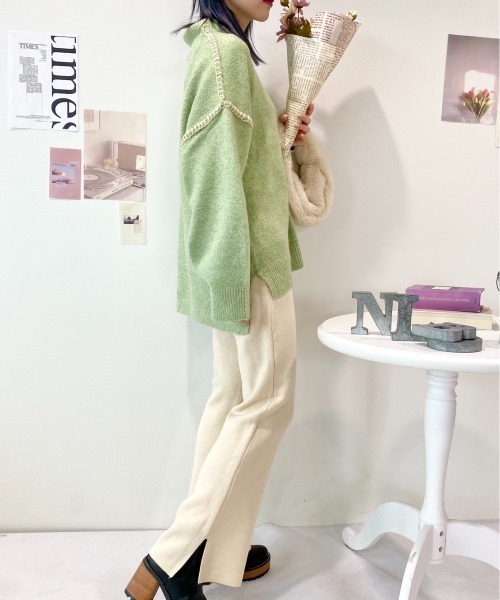 CECIL McBEE（セシルマクビー）の「配色ハンドステッチプルオーバー（ニット/セーター・レディース・ブラック/アイボリー/グリーン・MEDIUM）」の5枚目の写真