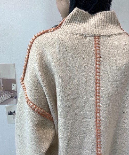 CECIL McBEE（セシルマクビー）の「配色ハンドステッチプルオーバー（ニット/セーター・レディース・ブラック/アイボリー/グリーン・MEDIUM）」の12枚目の写真