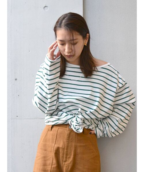 Ungrid(アングリッド)の「ボートネックボーダーロングスリーブTee(Tシャツ/カットソー・レディース・ネイビー/グリーン/ピンク・FREE)」の11枚目の写真