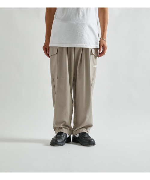 APPLEBUM(アップルバム)の「Metropolitan Cargo Pants(カーゴパンツ・メンズ・ブラック/グレー系・LARGE/MEDIUM/X-LARGE)」の3枚目の写真