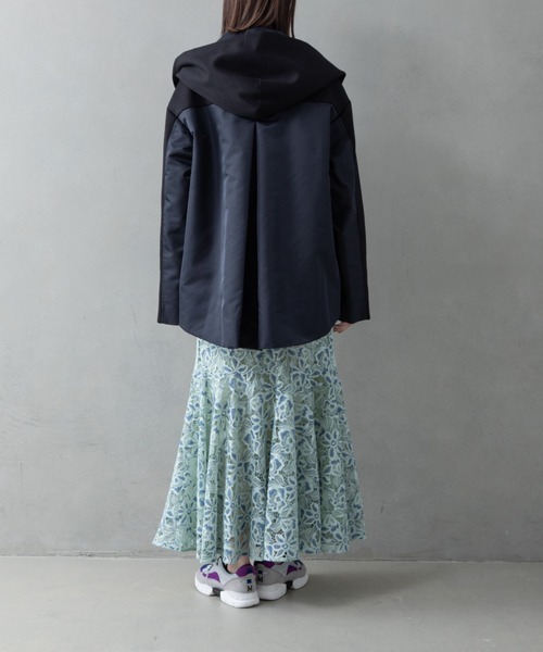 MARECHAL TERRE（マルシャルテル）の「MARECHAL TERRE（マルシャルテル) バックタックパーカーブルゾン/ZMT231CO753（パーカー・レディース・ブラック/ベージュ・F）」の10枚目の写真