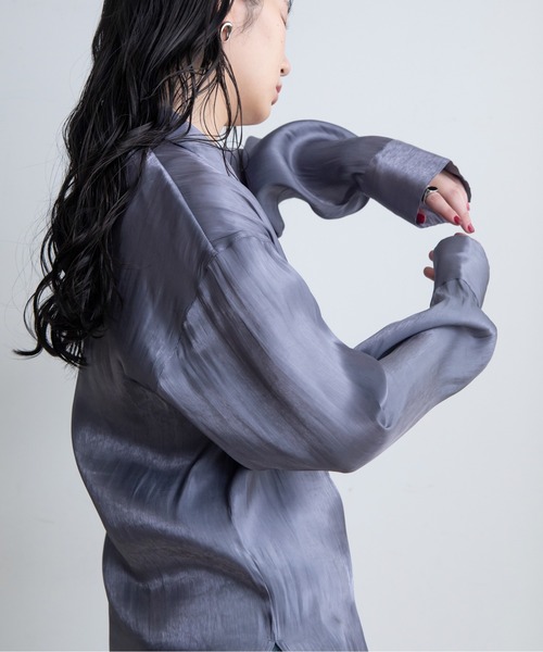 VACANCY（ヴァカンシー）の「開襟シャイニーオーバーシャツ（シャツ/ブラウス・レディース・ブルー/グレー/イエロー/グリーン・FREE）」の19枚目の写真