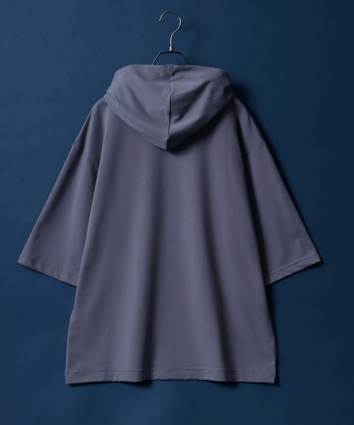 ANPAS（アンパス）の「Ponte Fabric Oversized Huudie/ポンチ オーバーサイズ ミニ裏毛 Tパーカー（パーカー・メンズ・サックスブルー/グレイッシュベージュ/オフホワイト/ブラック・LL/M/L）」の19枚目の写真