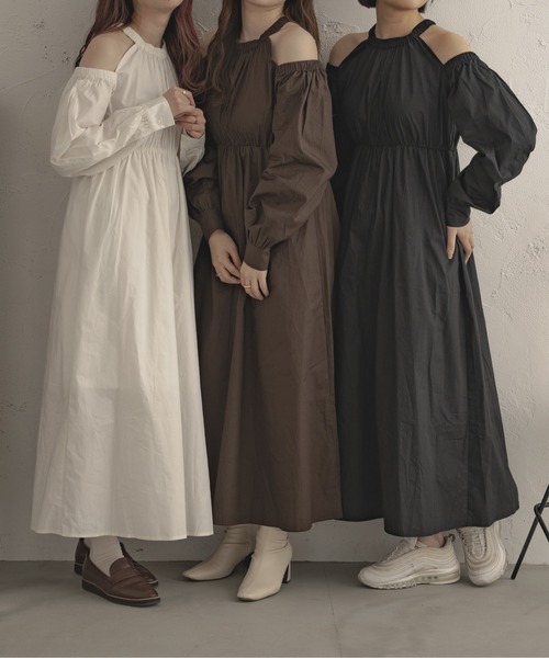 Ambre Ciel（アンブルシエル）の「肩開きギャザーフレアワンピース／【WEB/EC限定商品】（ワンピース・レディース・ブラック/オフホワイト/ダークブラウン・FREE）」の13枚目の写真
