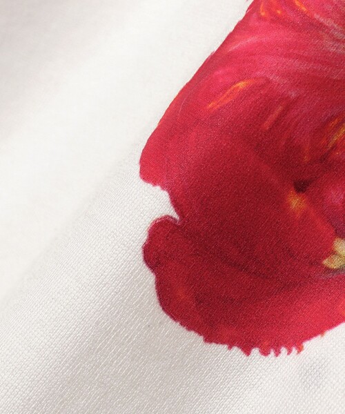 BEAMS LIGHTS（ビームスライツ）の「BEAMS LIGHTS / 『The Bulb Book』 フラワープリント Tシャツ（Tシャツ/カットソー・メンズ・ホワイト/ブラック/ネイビー/ホワイト系その他2・SMALL/MEDIUM/LARGE）」の18枚目の写真