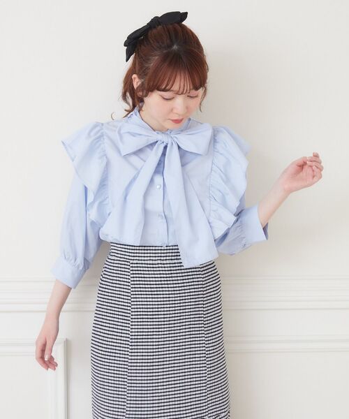 ems excite（エムズエキサイト）の「ロゴ刺繍ボウタイBL（シャツ/ブラウス・レディース・ブルー/ブルー系その他/ホワイト・FREE）」の15枚目の写真